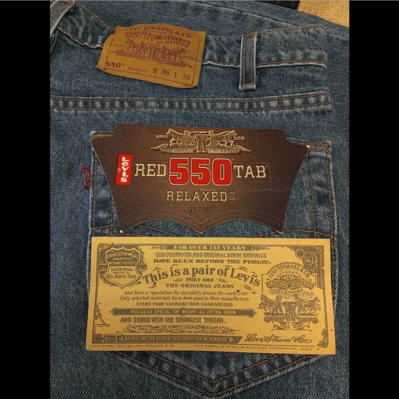 SOLD Vintage Levi's 550 Relaxed Jeans 36x30 #1009 - Picture 5 of 8